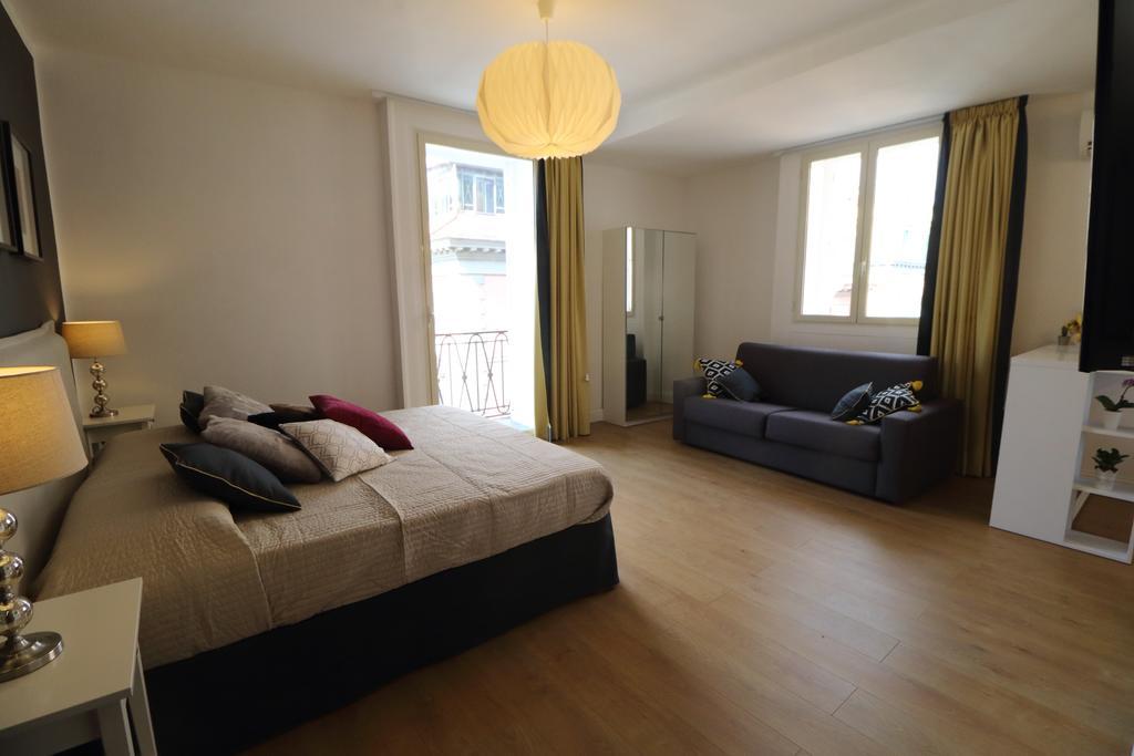 Toledo Boutique Studio Apartments Неаполь Екстер'єр фото